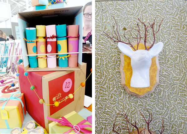 reindeer-head-wall-christmas-crackers-colorful_0
