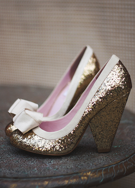 gold-glitter-heels-bows-women