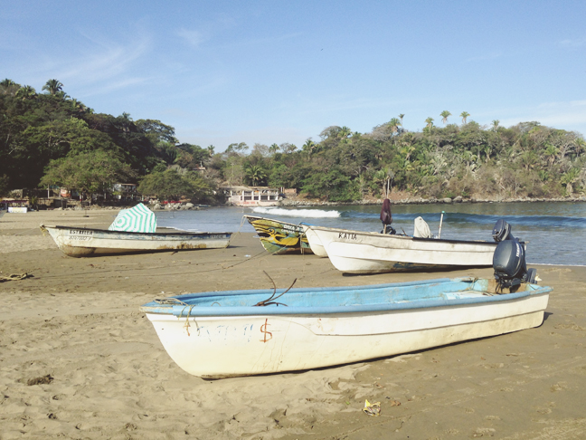 fishing-boats-Mexcio-beach-honeymoon