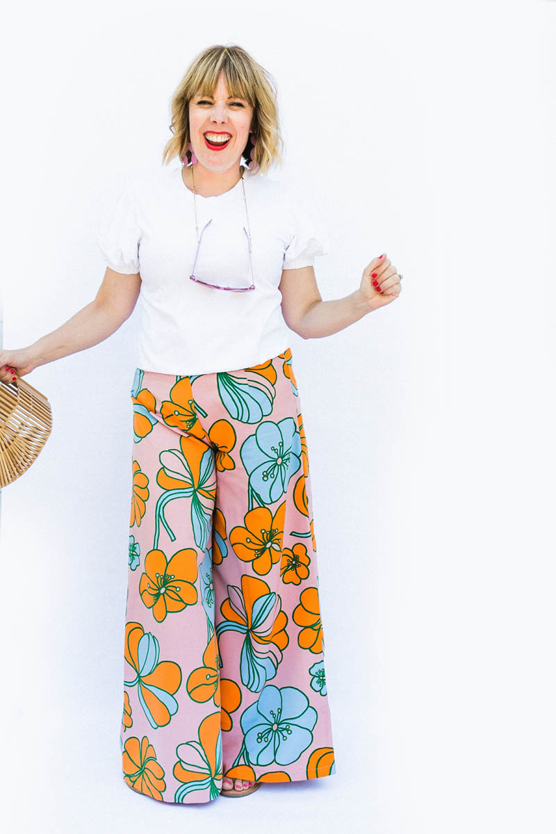 easy way to wear wide-legged floral pants 